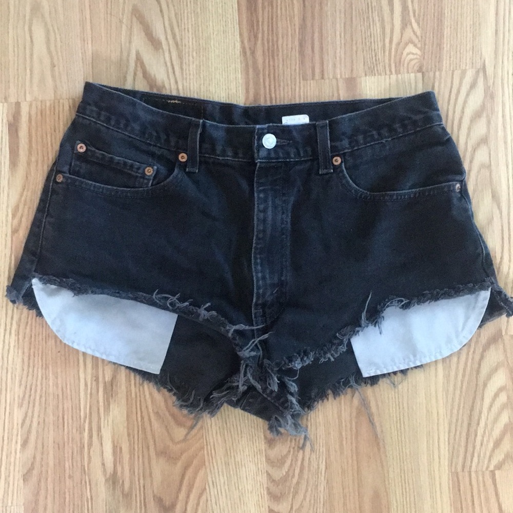 Levi’s Short Short Cut Off